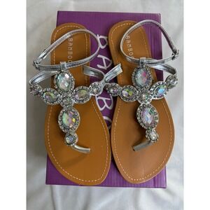 Bamboo Sequoia-18 Silver Metallic Rhinestone Gem Flat Sandals Womens 6 New